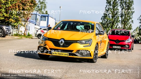 Renault Megane 4 RS Jaune La Poste