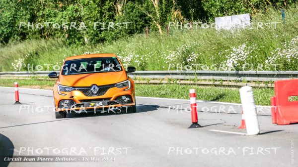 Renault Megane 4 RS Orange