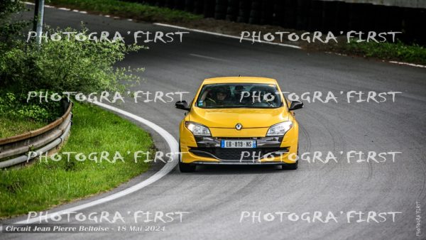Renault Megane 3 RS Jaune Jantes Grises 819