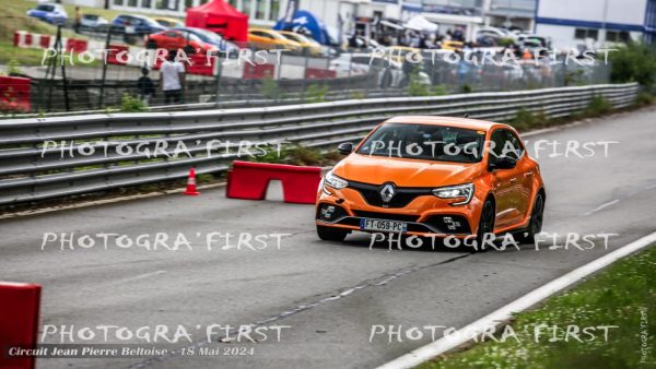 Renault Megane 4 RS Orange Jantes Grises 059