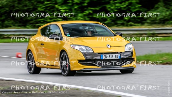 Renault Megane 3 RS Jaune Jantes Grises 819
