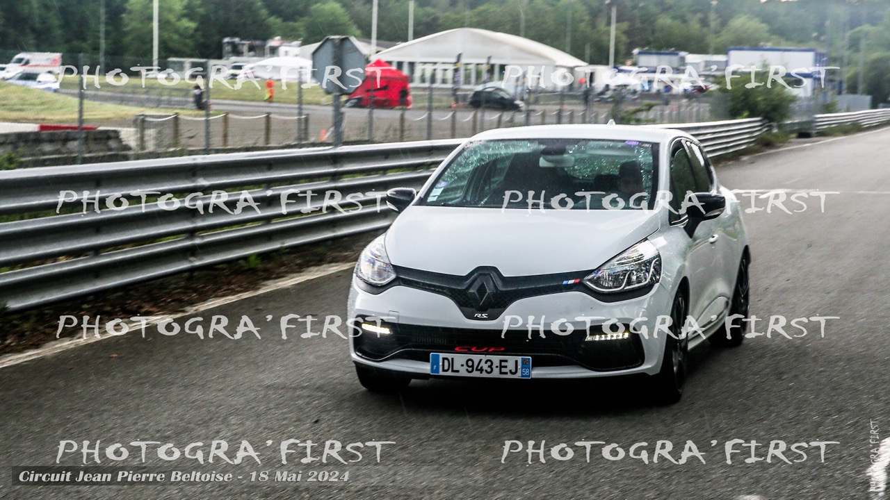 Renault Clio 4 RS Blanche 943