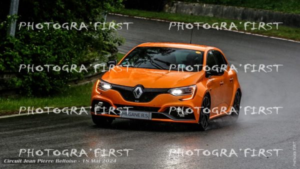 Renault Megane 4 RS Orange Jantes Noires 146