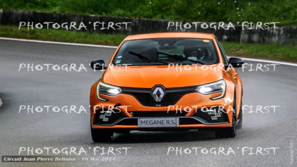 Renault Megane 4 RS Orange Jantes Noires 146