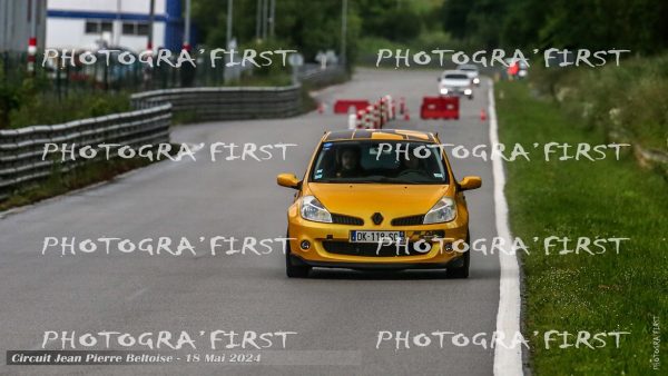 Renault Clio 3 RS Jaune 118